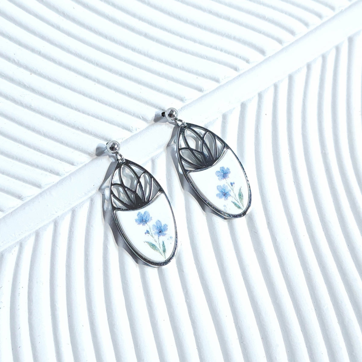 FLORAL Earrings – Oria Forget-Me-Nots