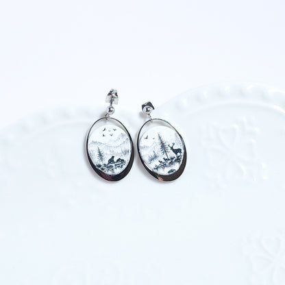 CANADA Earrings – Ovalune Black & White Landscape