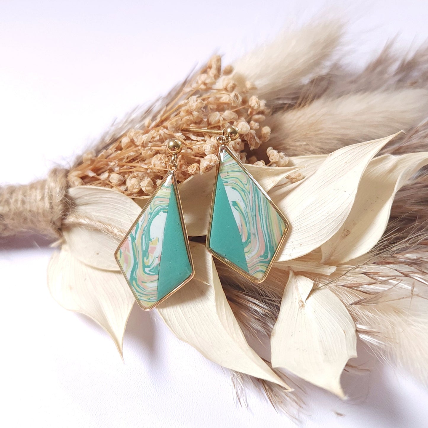 Boucles KAMPSOS – Marbré Menthe Or