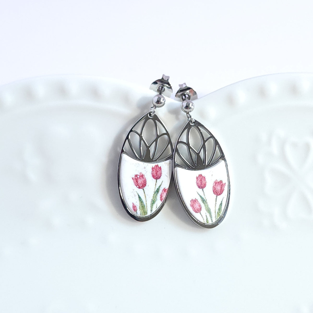 FLORAL Earrings – Oria Tulip