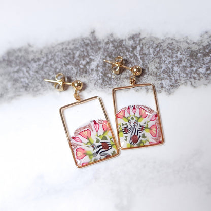 Boucles KAMPSOS - Fleurs suspendues