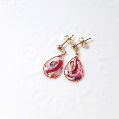 Boucles KAMPSOS – Volute Framboise Or