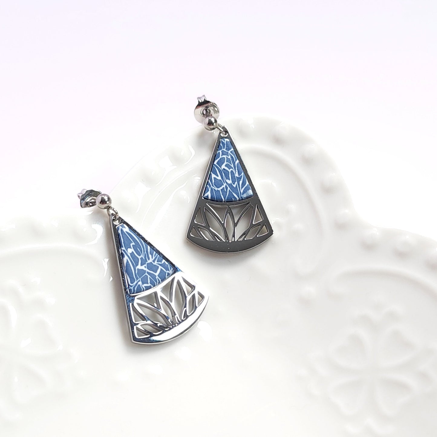 SIGNATURE Earrings – Azure Rosette