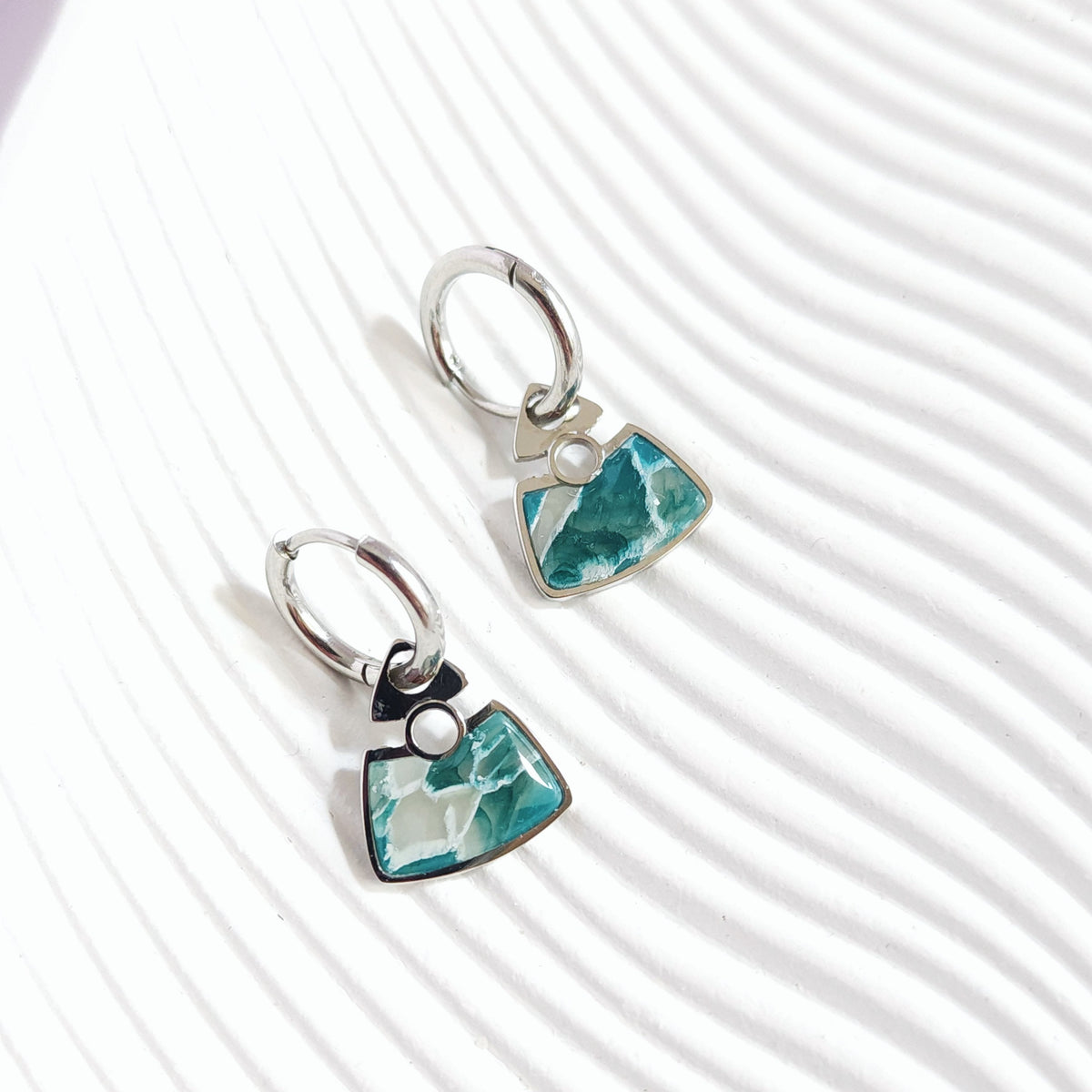 MINERAL Hoop Earrings – Turquoise & White