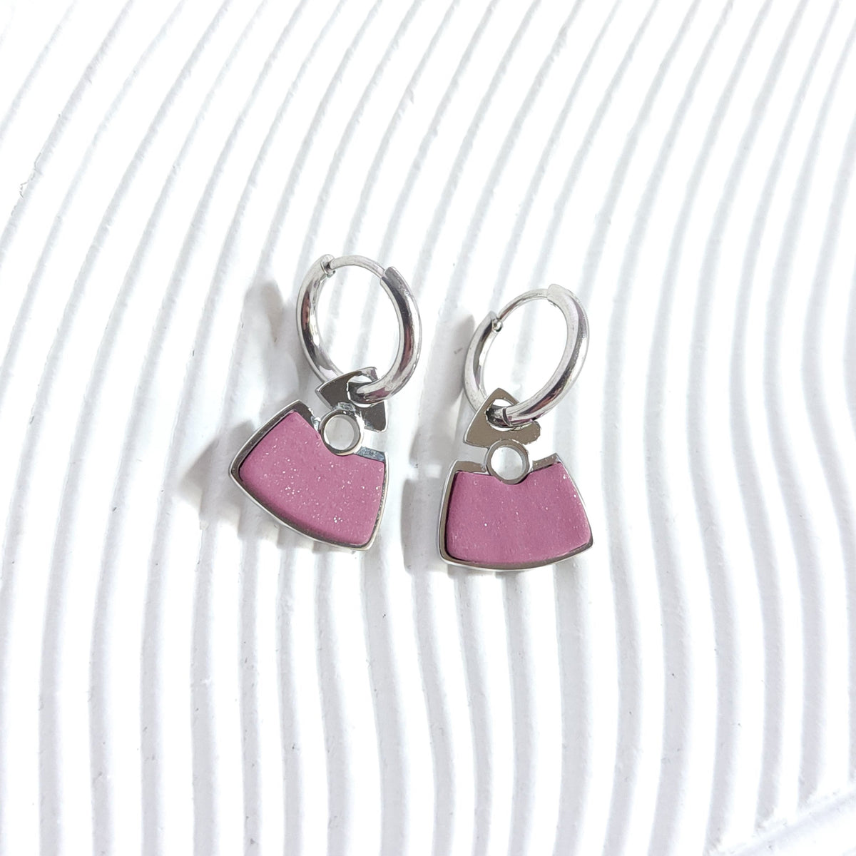MONOCHROME Hoop Earrings – Trieline Burgundy
