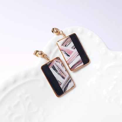Boucles KAMPSOS – Marbré Rosé Noir Or