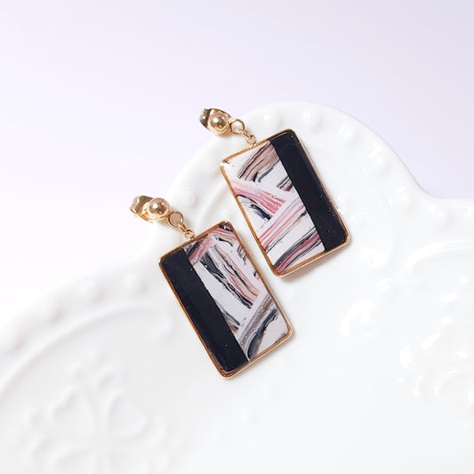 Boucles KAMPSOS – Marbré Rosé Noir Or