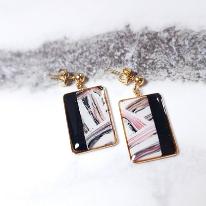 Boucles KAMPSOS – Marbré Rosé Noir Or